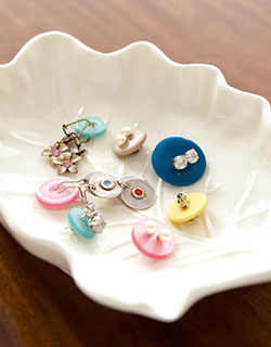 Use Buttons to Organize Earrings